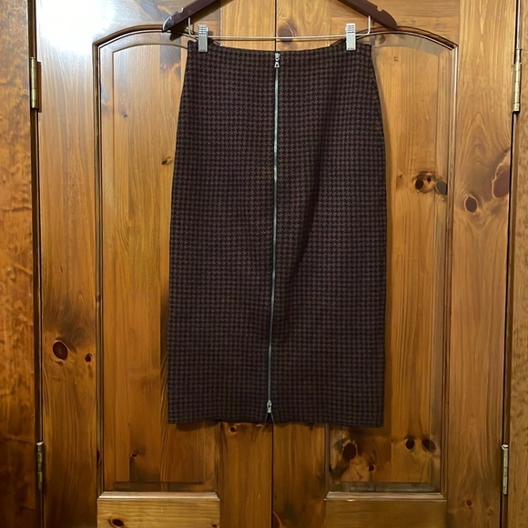 THEORY - Ornita Houndstooth Pencil midi Skirt, Black/Sumac, small - Picture 10 of 13